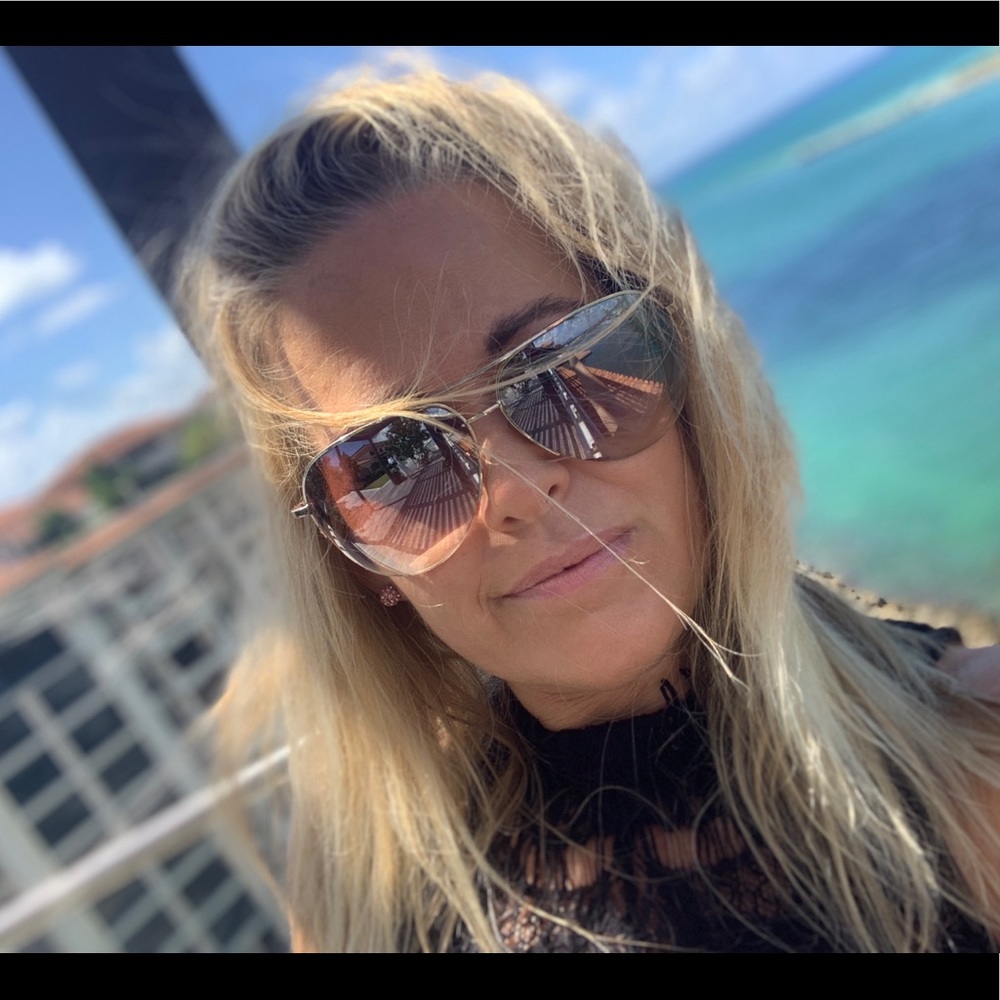 Meet your Posher, Amy